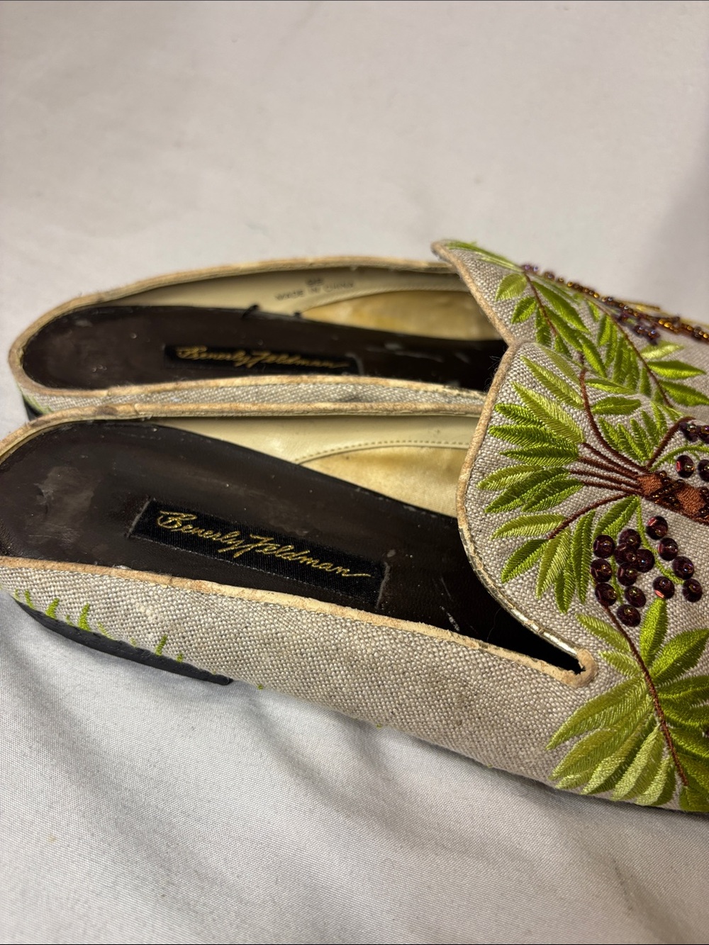 Beverly Feldman flat mules linen tropical monkey and palm tree embroidery 9 - Picture 5 of 9